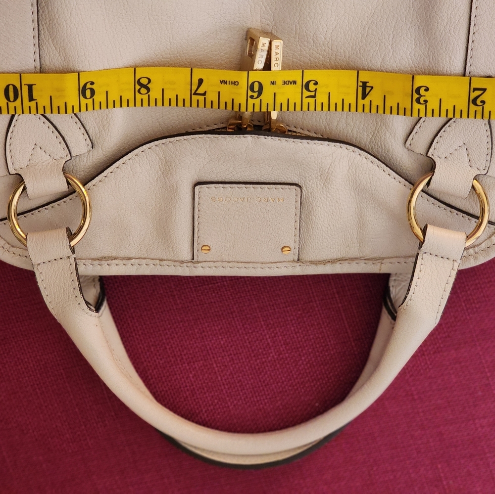 Handbag - Picture 8 of 11